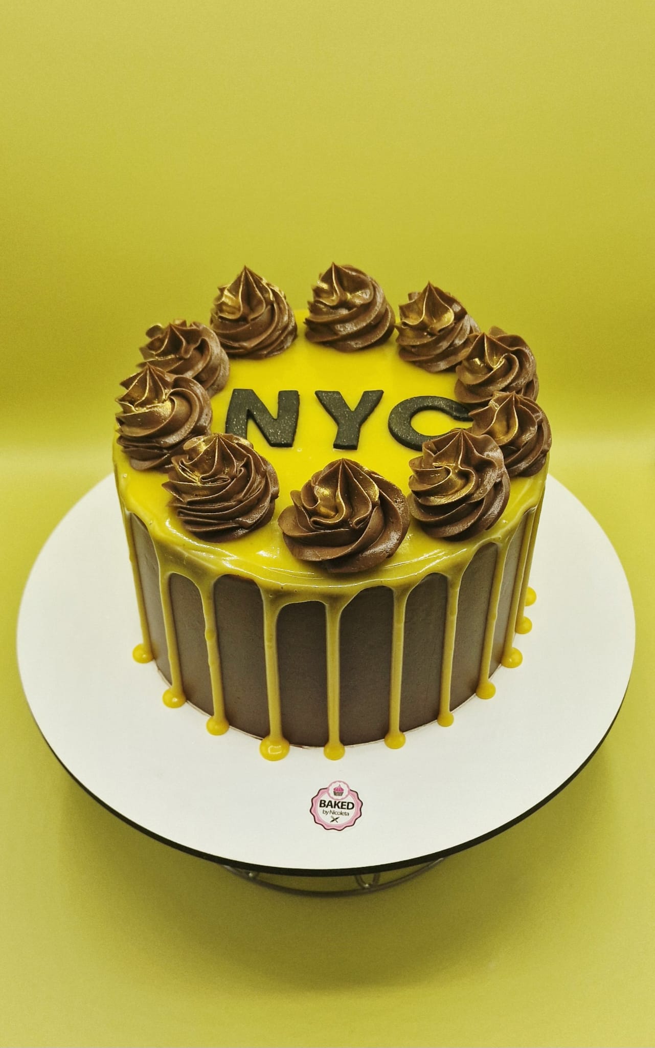 Bespoke custom celebration cake for Gentlemen & Milestones handcrafted by Nicoleta